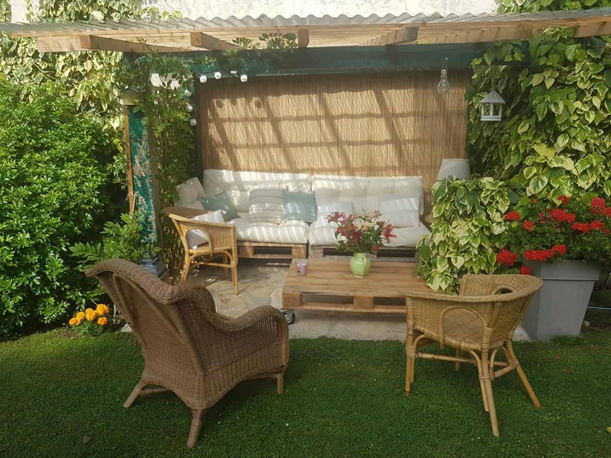 La Montignonne Apartment Montigny-sur-Loing Bagian luar foto