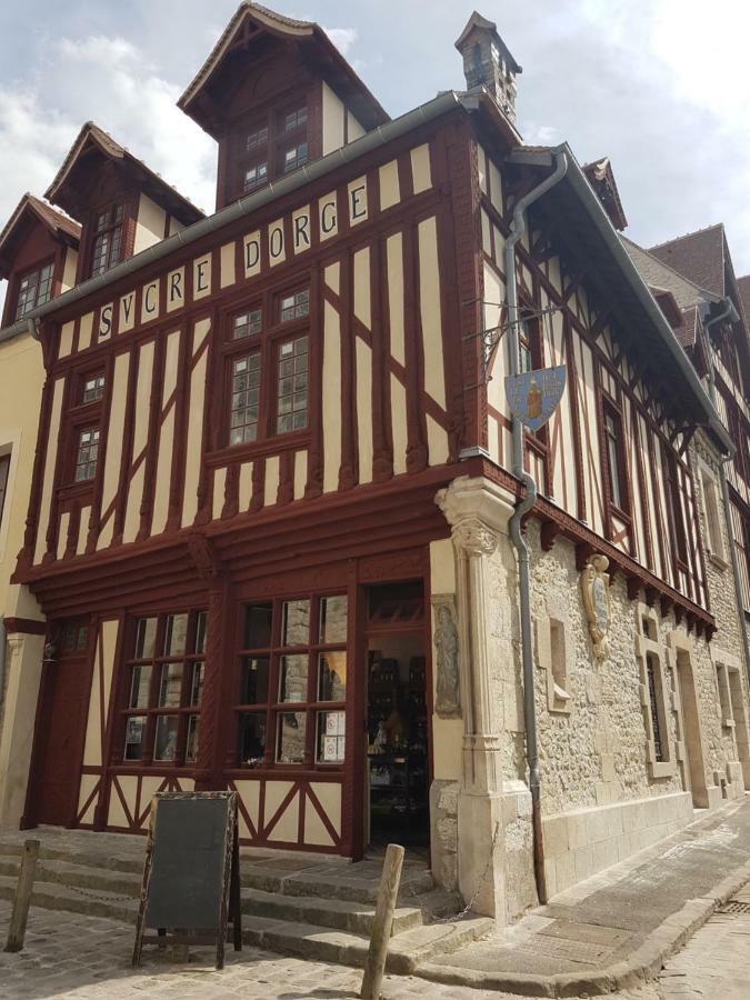 La Montignonne Apartment Montigny-sur-Loing Bagian luar foto